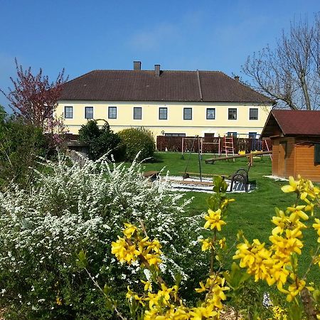 Familienbauernhof Strassbauer Villa Steinakirchen Am Forst Exterior foto