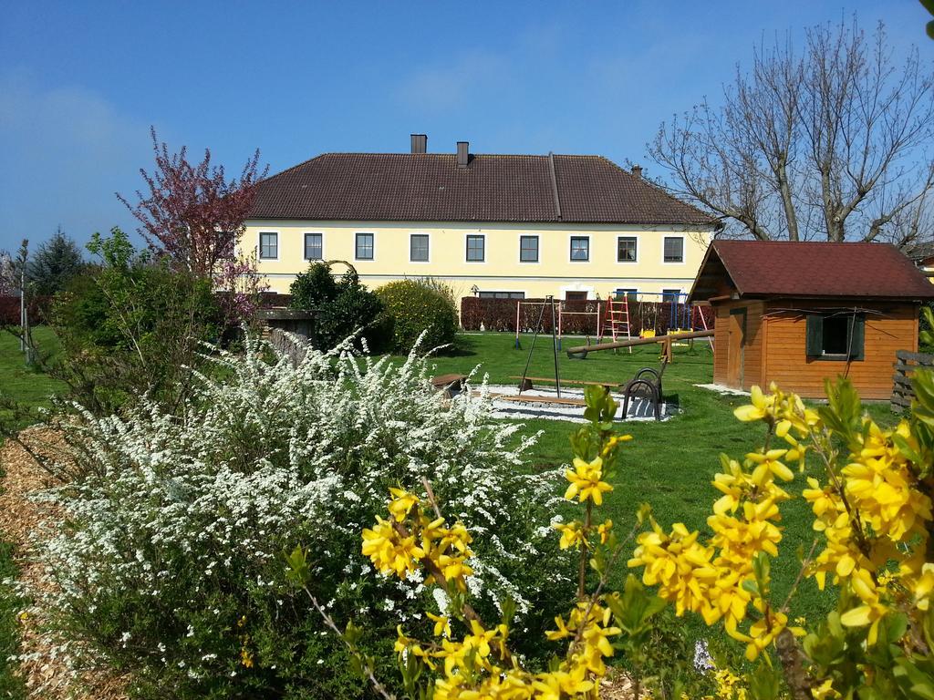 Familienbauernhof Strassbauer Villa Steinakirchen Am Forst Exterior foto